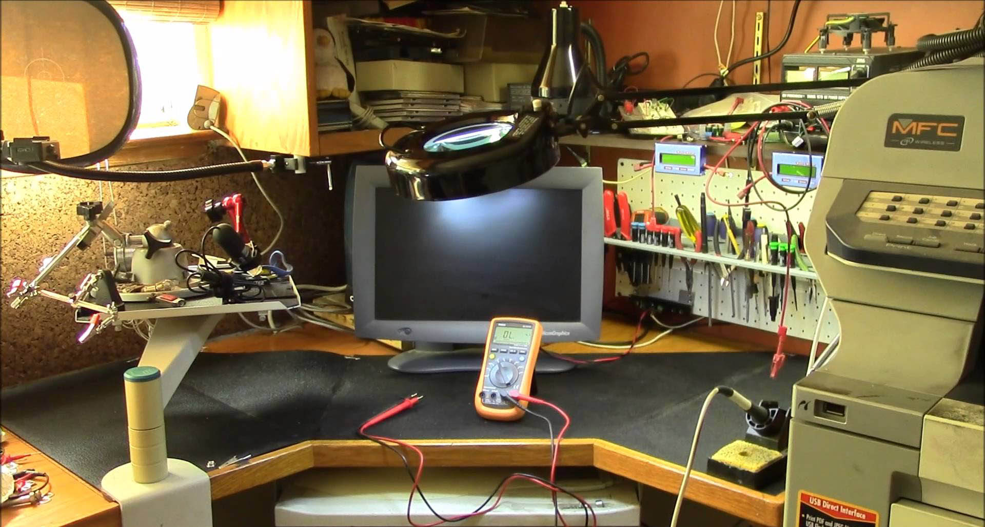 SPECIALISTI IN ELETTRONICA